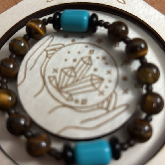 #122 Brown Tiger Eye Bracelet 8mm NEW ARRIVAL - Picture 3 of 3